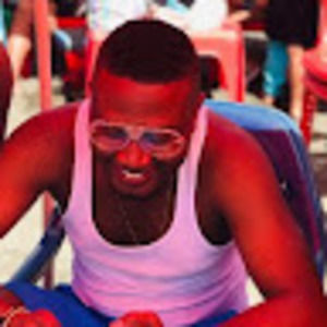 Meet your Posher, Jeison